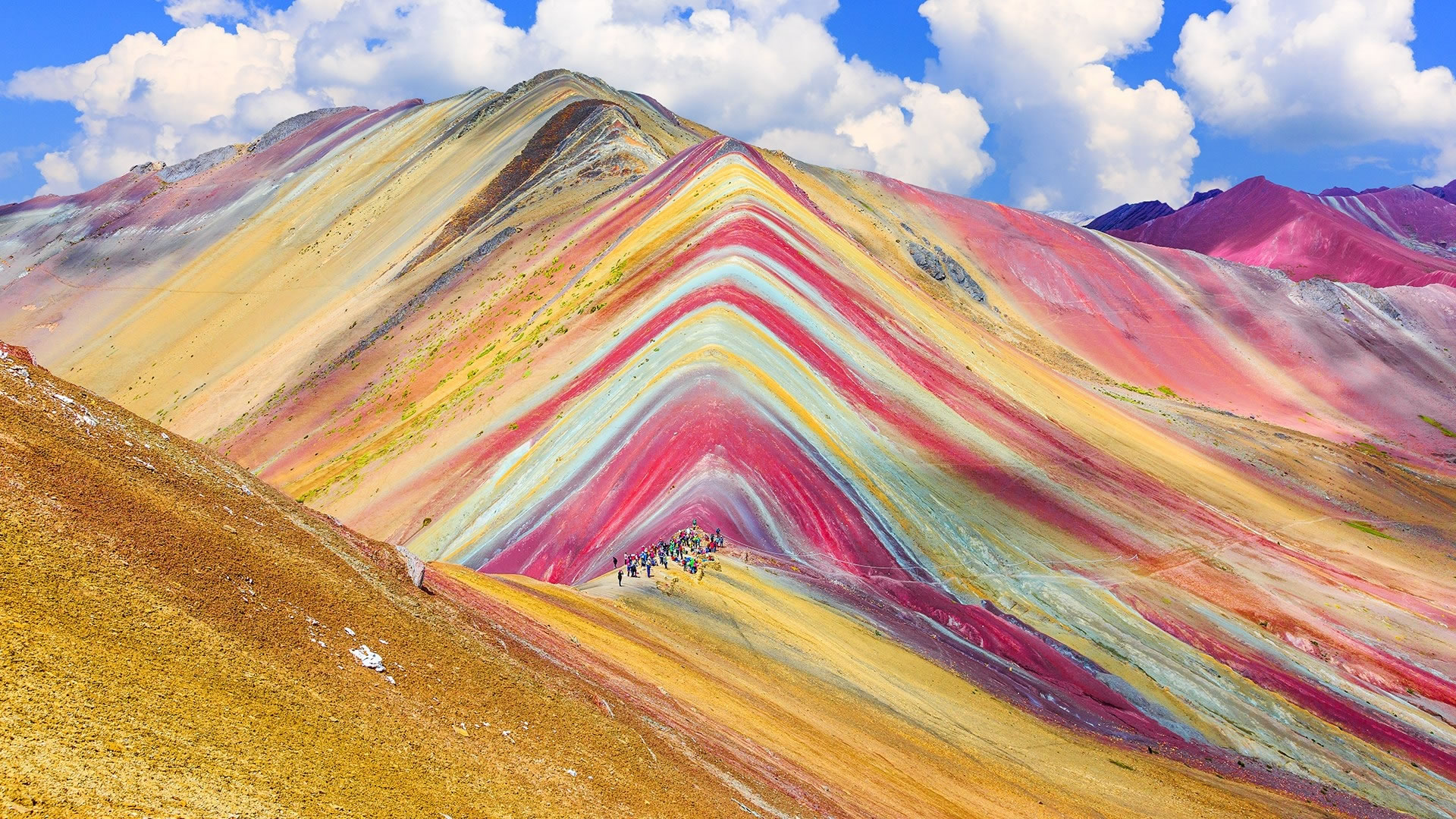 Hinking Rainbow Mountain